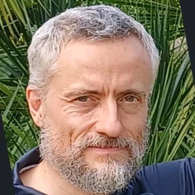 Christophe Hamchin, Operations professional in Singapore